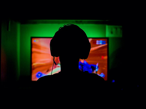 Online Gaming Security: How to Stay Safe While Gaming