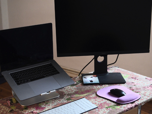 Handy Tips to Optimize a Dual-Monitor Setup for the Best Experience